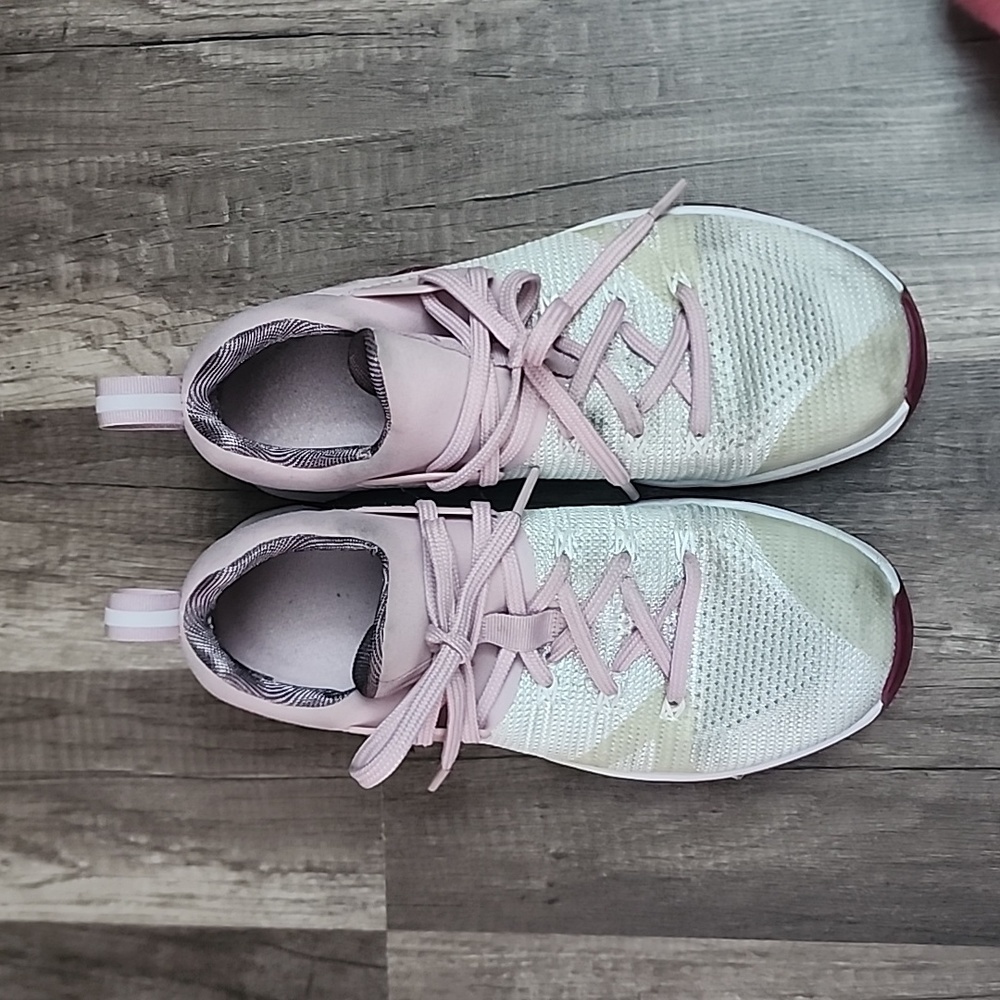 Women's nike metcon - Picture 2 of 9